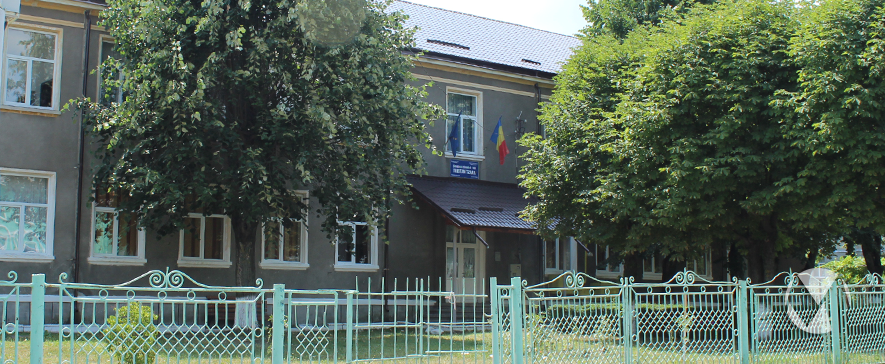 40 de locuri disponibile pentru clasele pregătitoare de la Școala Gimnazială „Tristan Tzara” din Moinești